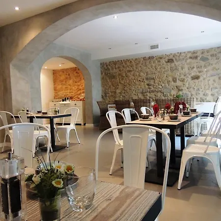 Domaine De La Mandoune Marseillan (Herault)