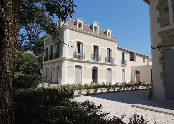 Domaine De La Mandoune Marseillan (Herault)