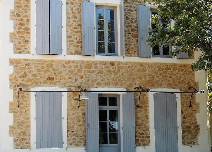 Domaine De La Mandoune 4*